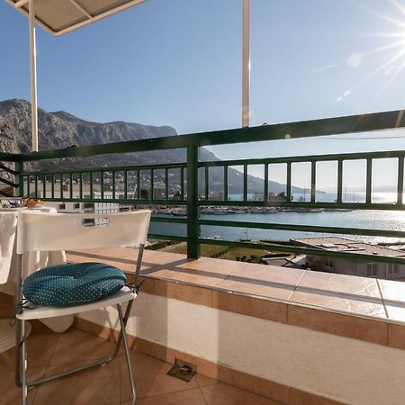 Apartman Monika Omiš Eksteriør billede