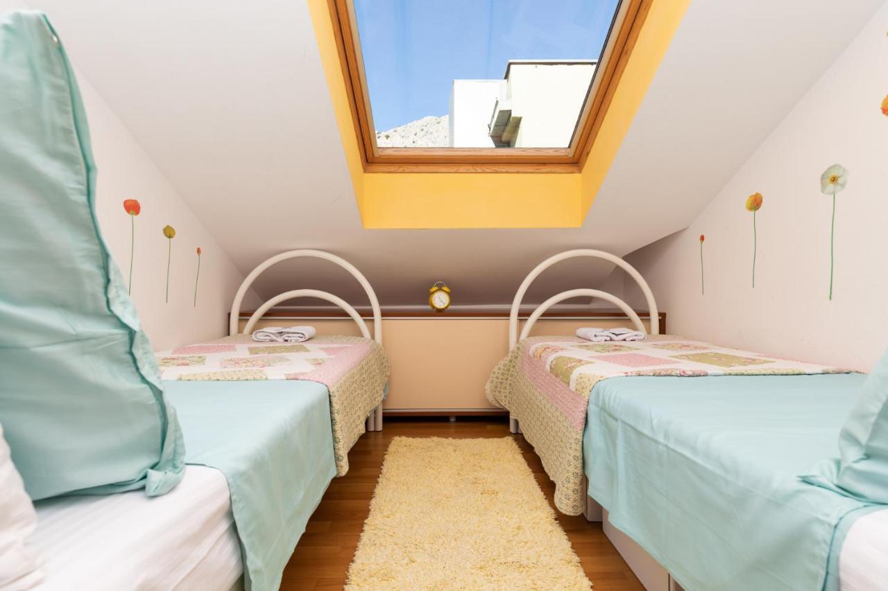 Apartman Monika Omiš Eksteriør billede