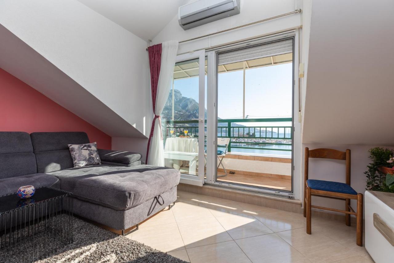 Apartman Monika Omiš Eksteriør billede